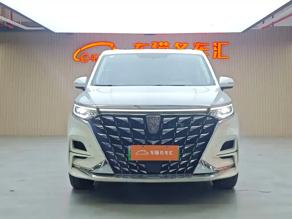 Roewe iMAX8 New Energy — фото 3