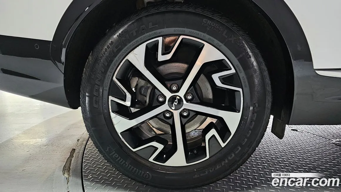 Kia Sportage — фото 9