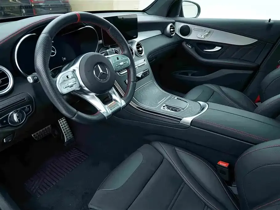 Mercedes-Benz GLC AMG — фото 9