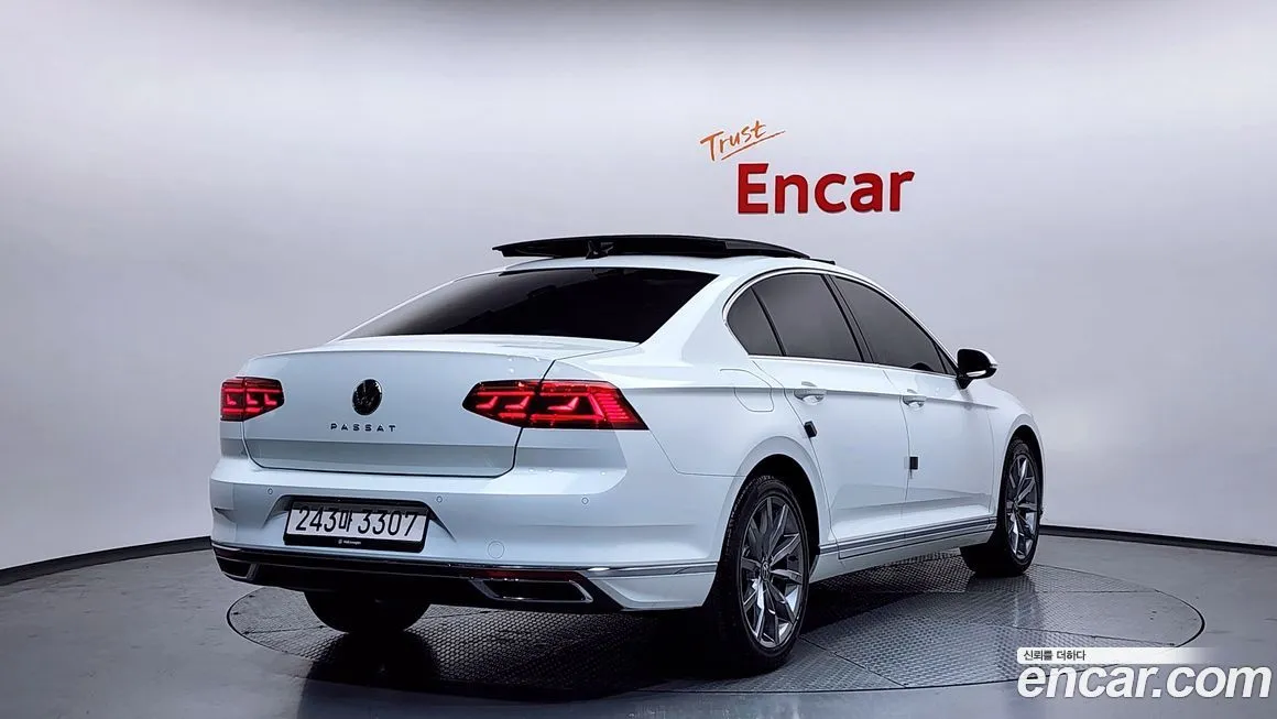 Volkswagen Passat — фото 2