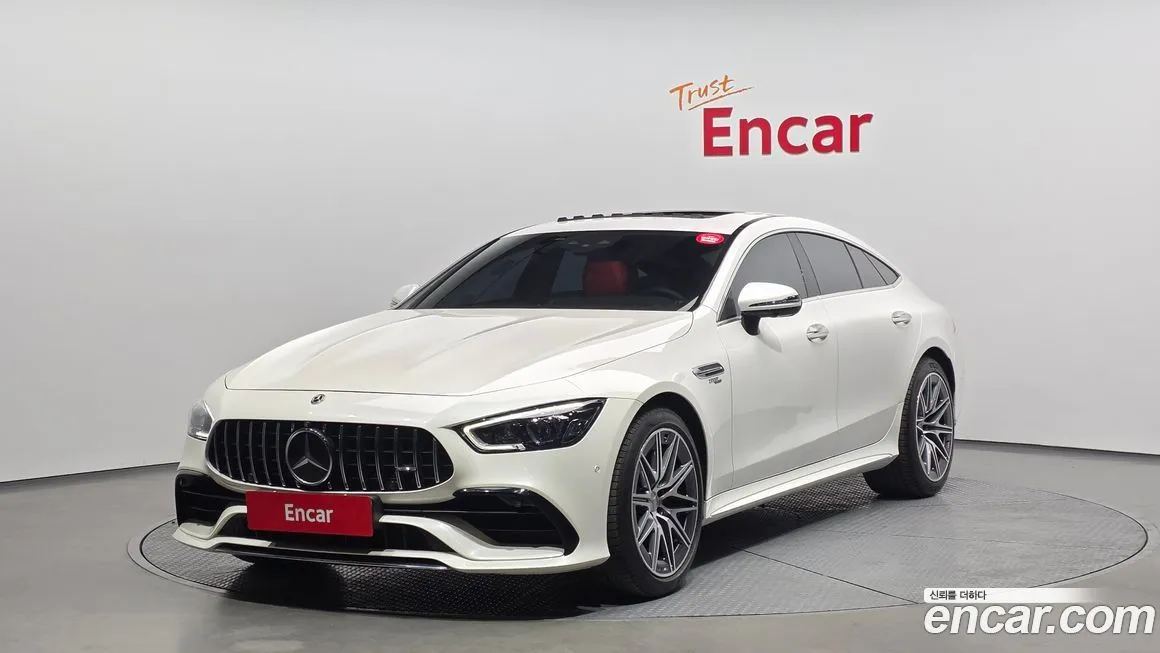 Mercedes-Benz AMG GT — фото 1