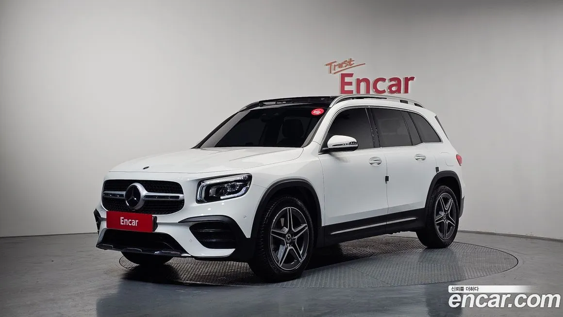 Mercedes-Benz GLB-Class — фото 1