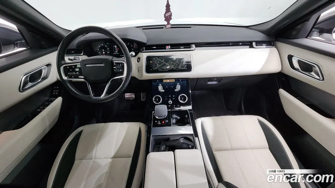 Land Rover Range Rover Velar — фото 8