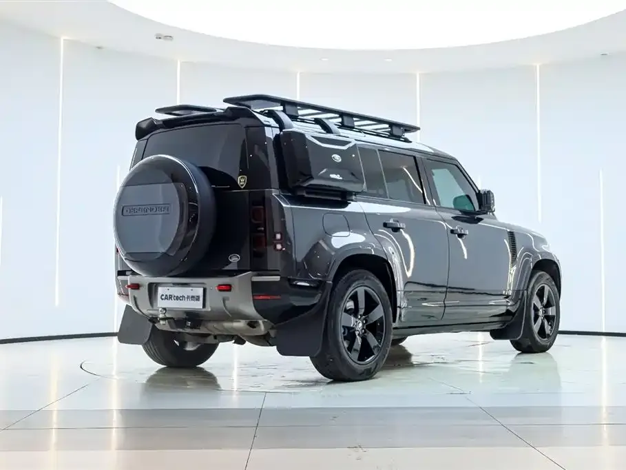 Land Rover Defender — фото 4