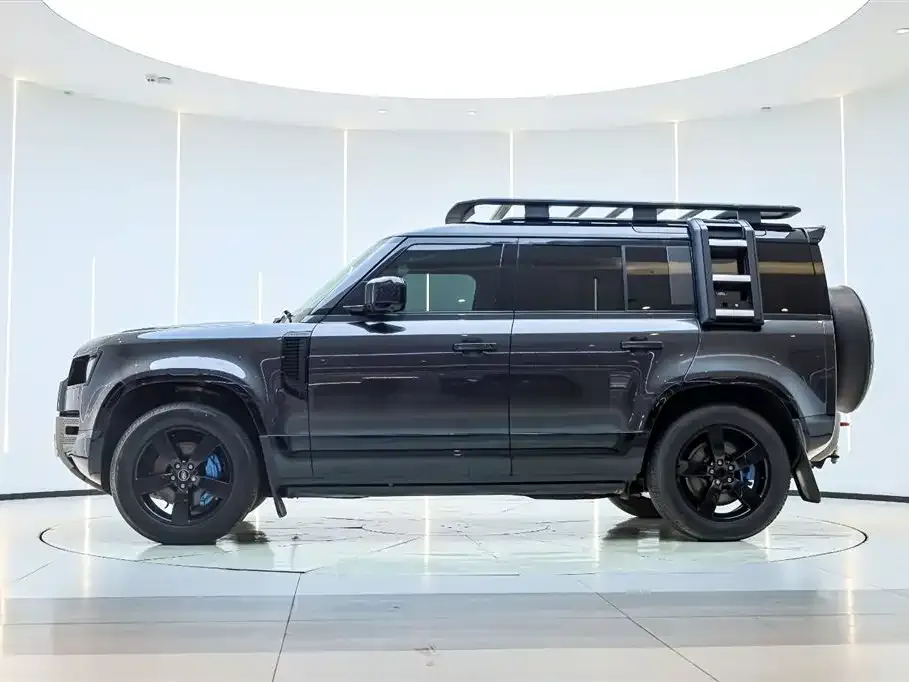 Land Rover Defender — фото 10