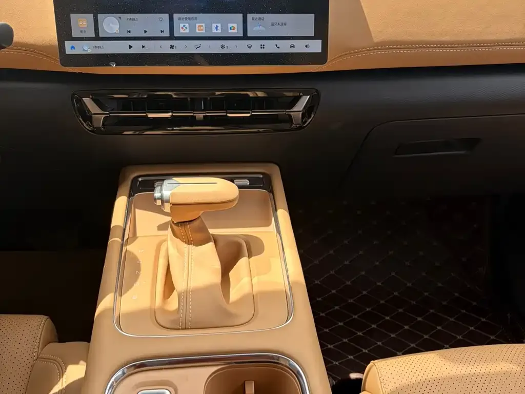 Wuling Starlight 560 — фото 2