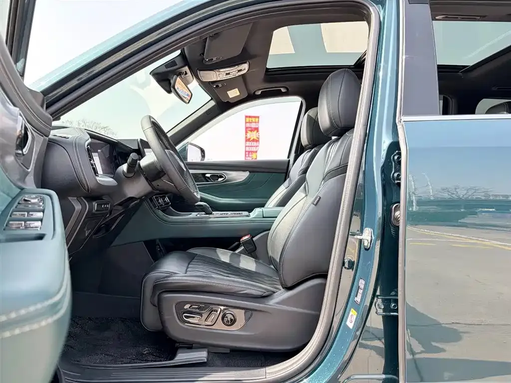 GAC Motor Trumpchi GS8 — фото 4