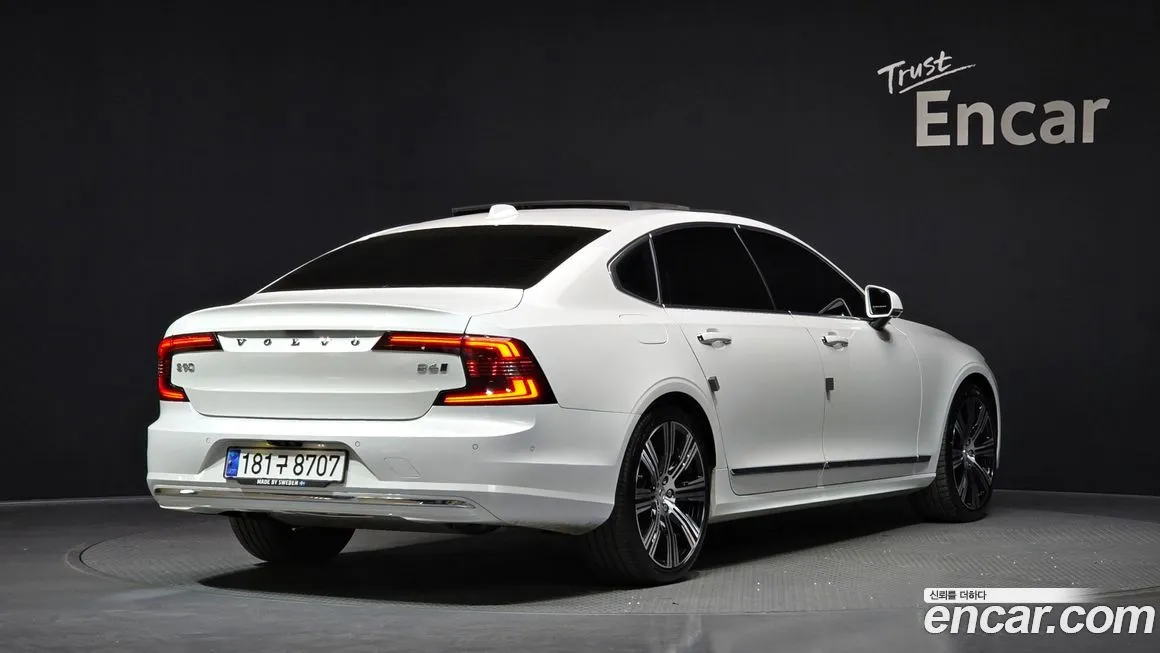 Volvo S90 — фото 3