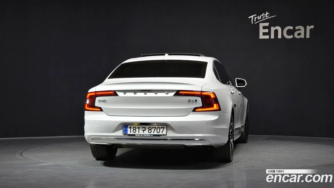 Volvo S90 — фото 8