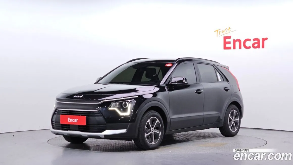 Kia Niro — фото 1