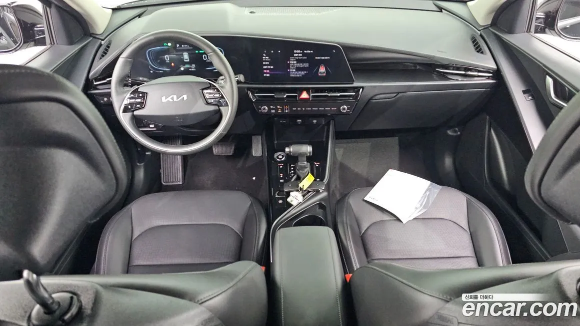 Kia Niro — фото 10