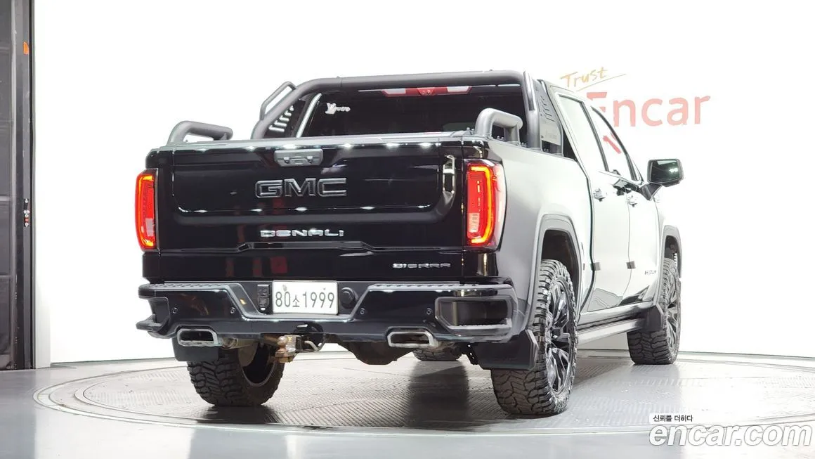 GMC Sierra — фото 4