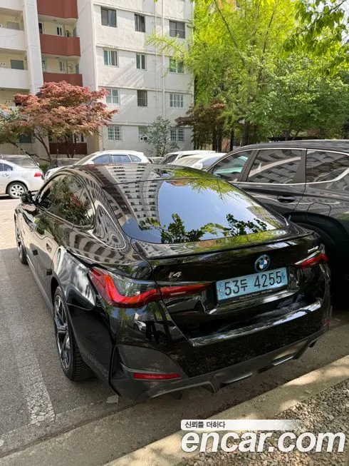 BMW i4 — фото 10