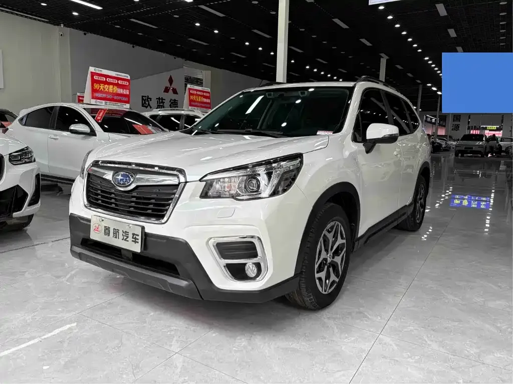 Subaru Forester — фото 6