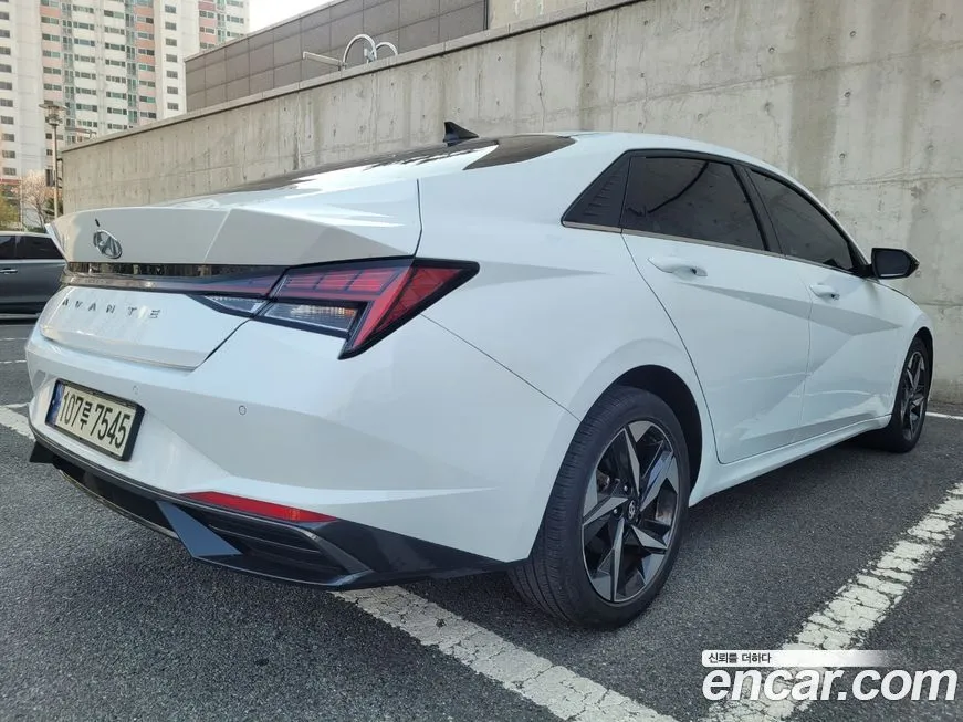 Hyundai AVANTE — фото 10
