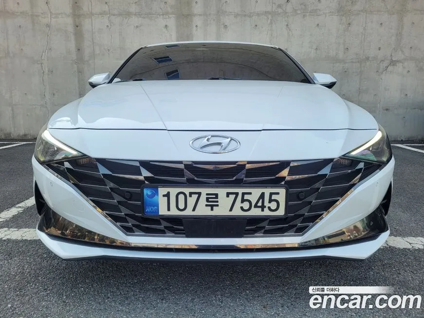 Hyundai AVANTE — фото 3