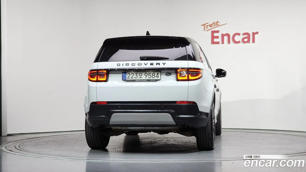 Land Rover Discovery Sport — фото 6