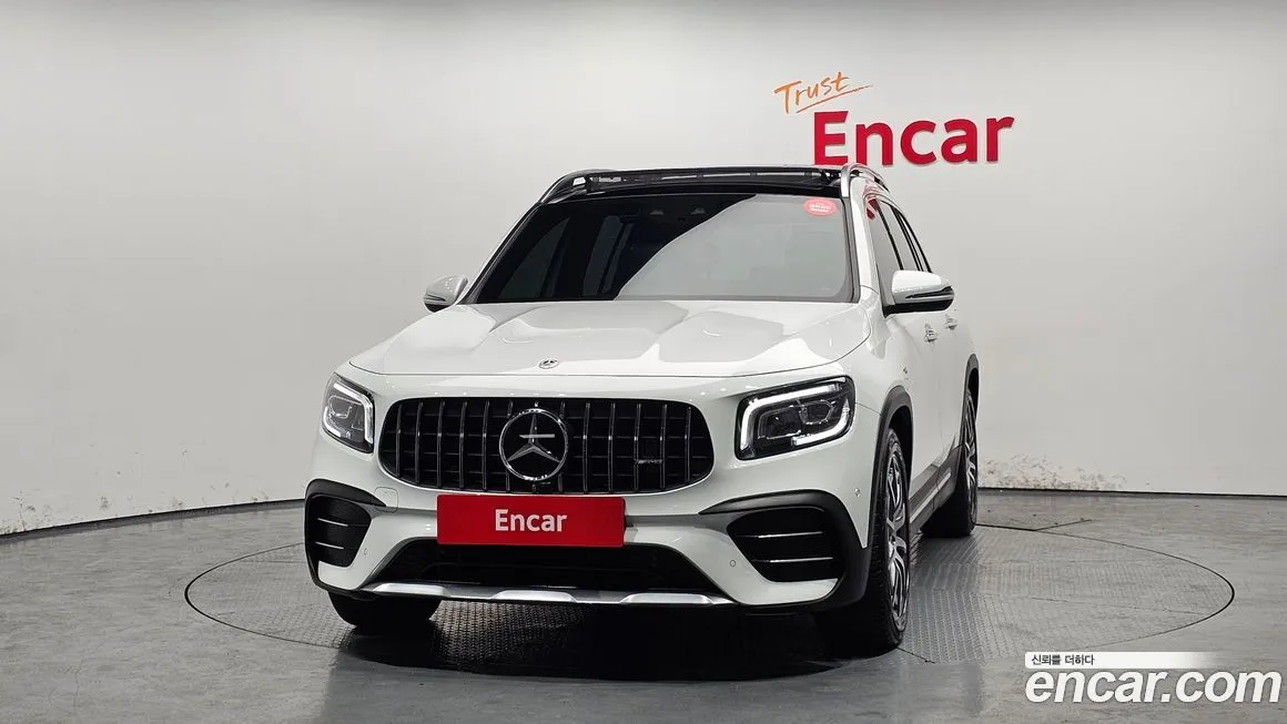 Mercedes-Benz GLB-Class — фото 8
