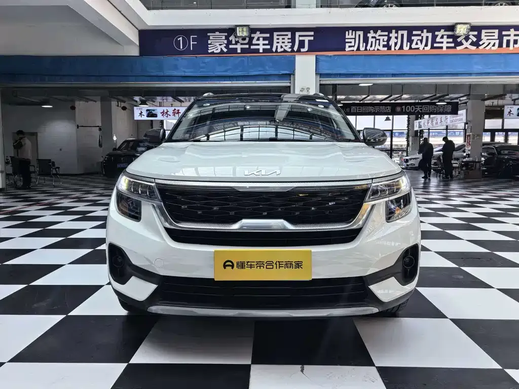 Kia KX3 — фото 7