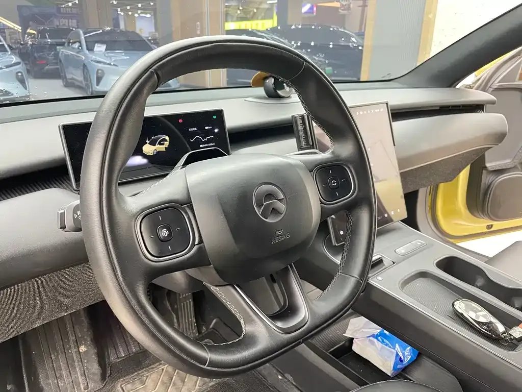 NIO ET5 — фото 10