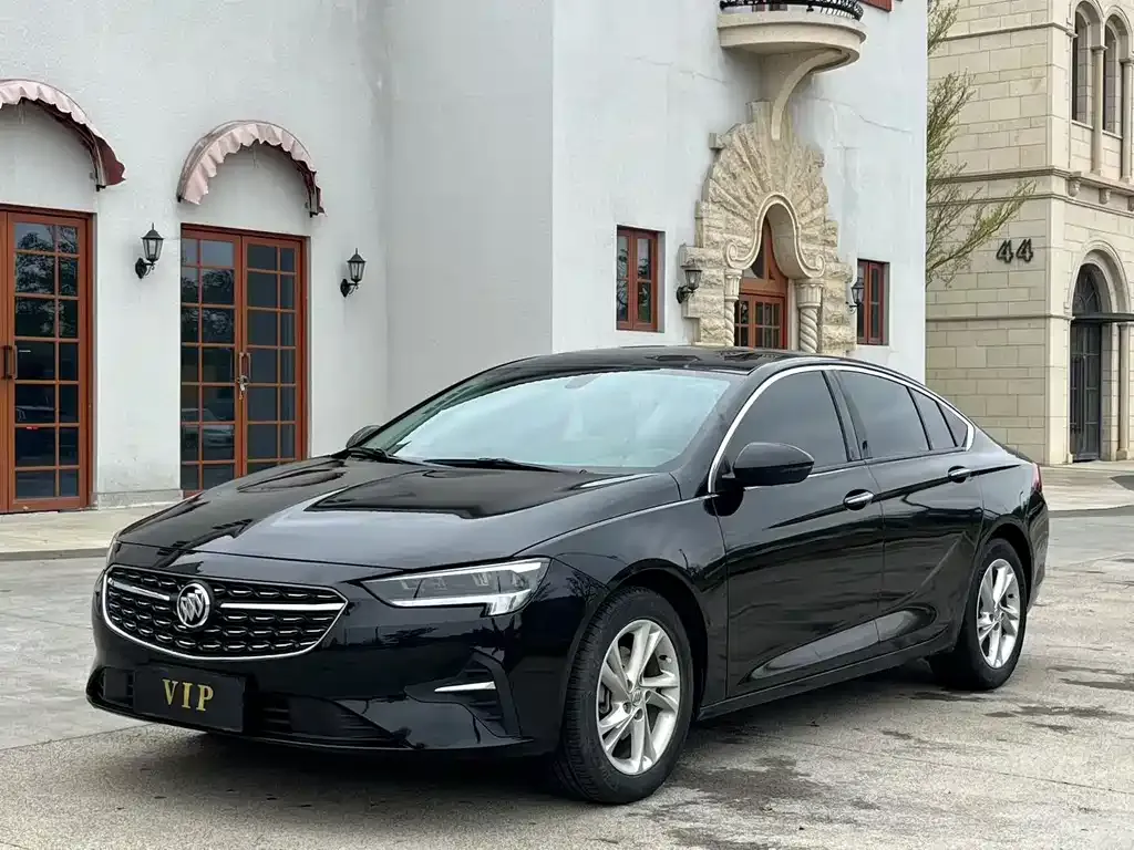 Buick Regal — фото 1