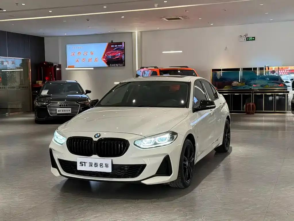 BMW 1 Series — фото 1