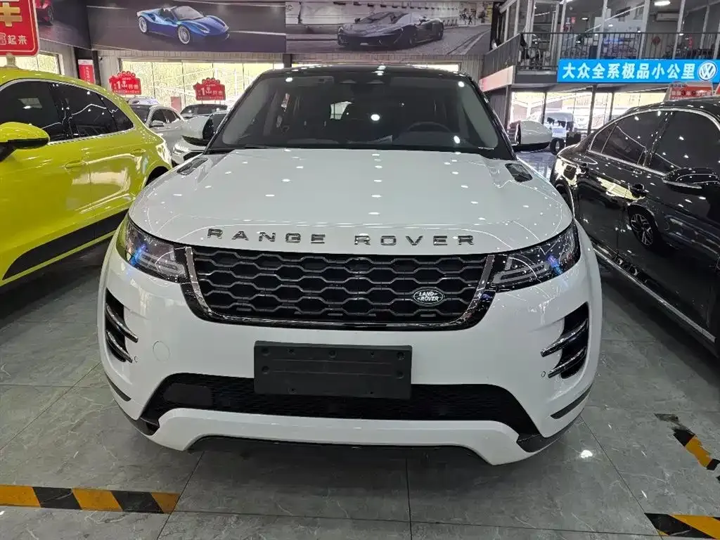Land Rover Evoque — фото 1