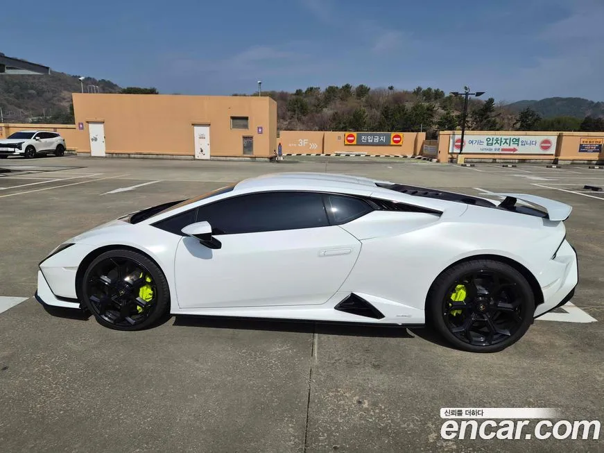 Lamborghini Huracan — фото 8