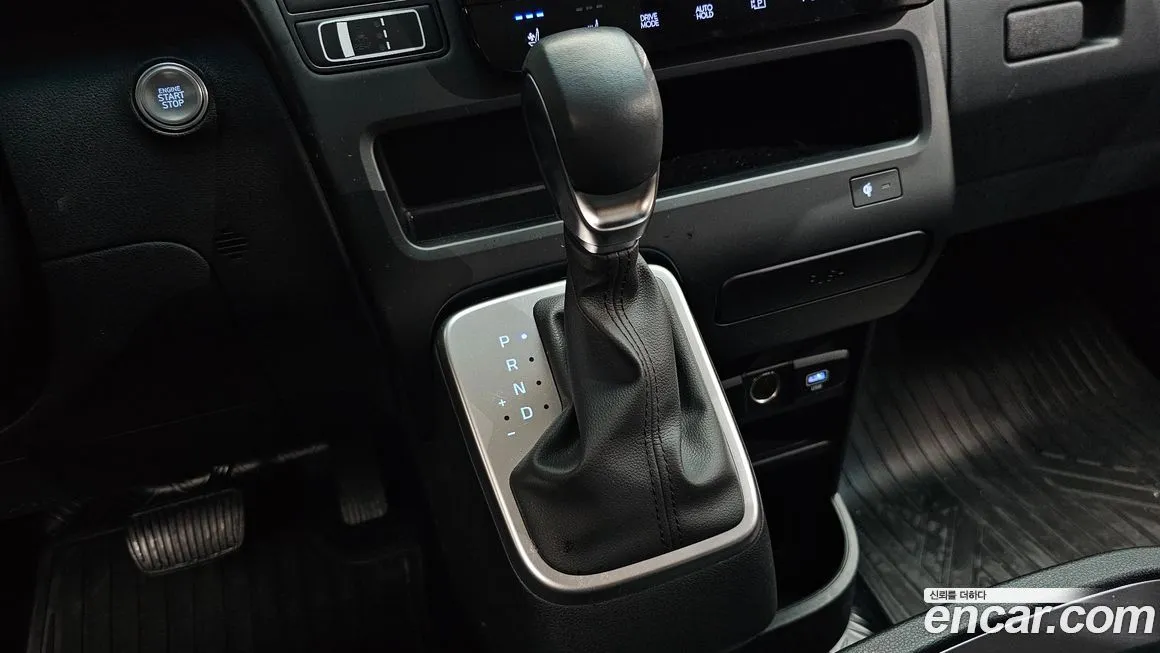 Hyundai Staria — фото 2