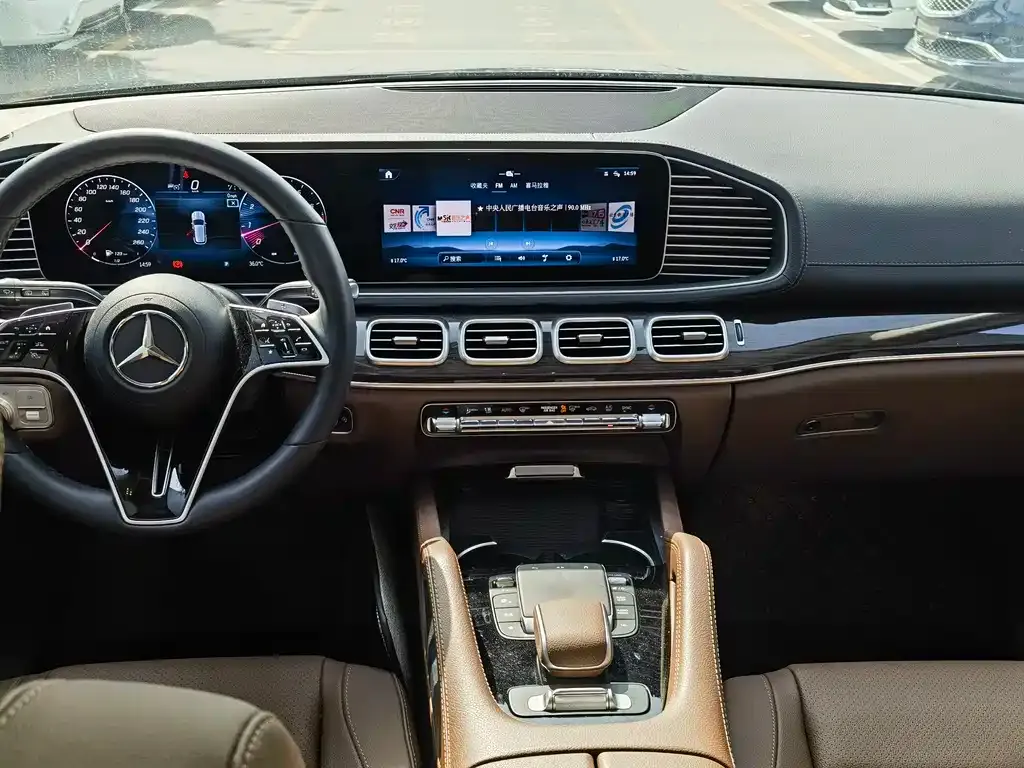 Mercedes-Benz GLE — фото 4
