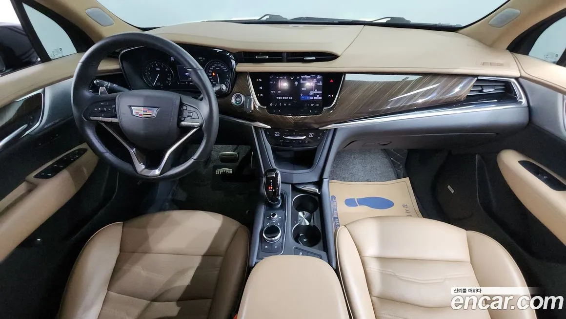 Cadillac XT6 — фото 7