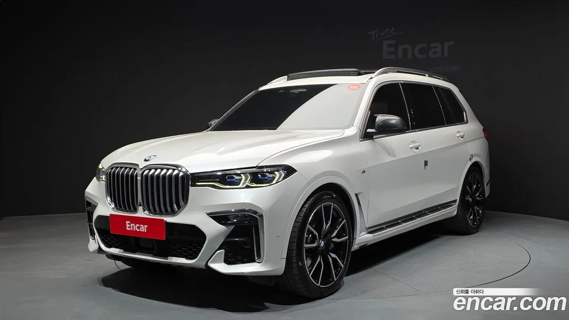 BMW X7 — фото 1