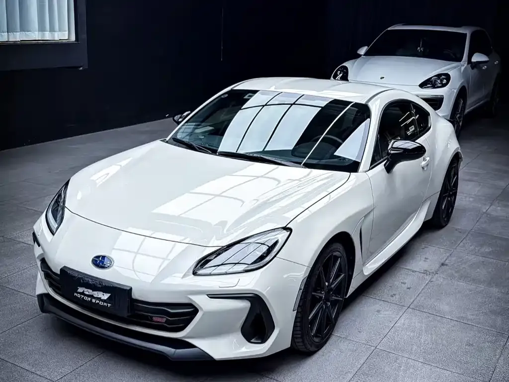 Subaru BRZ — фото 1