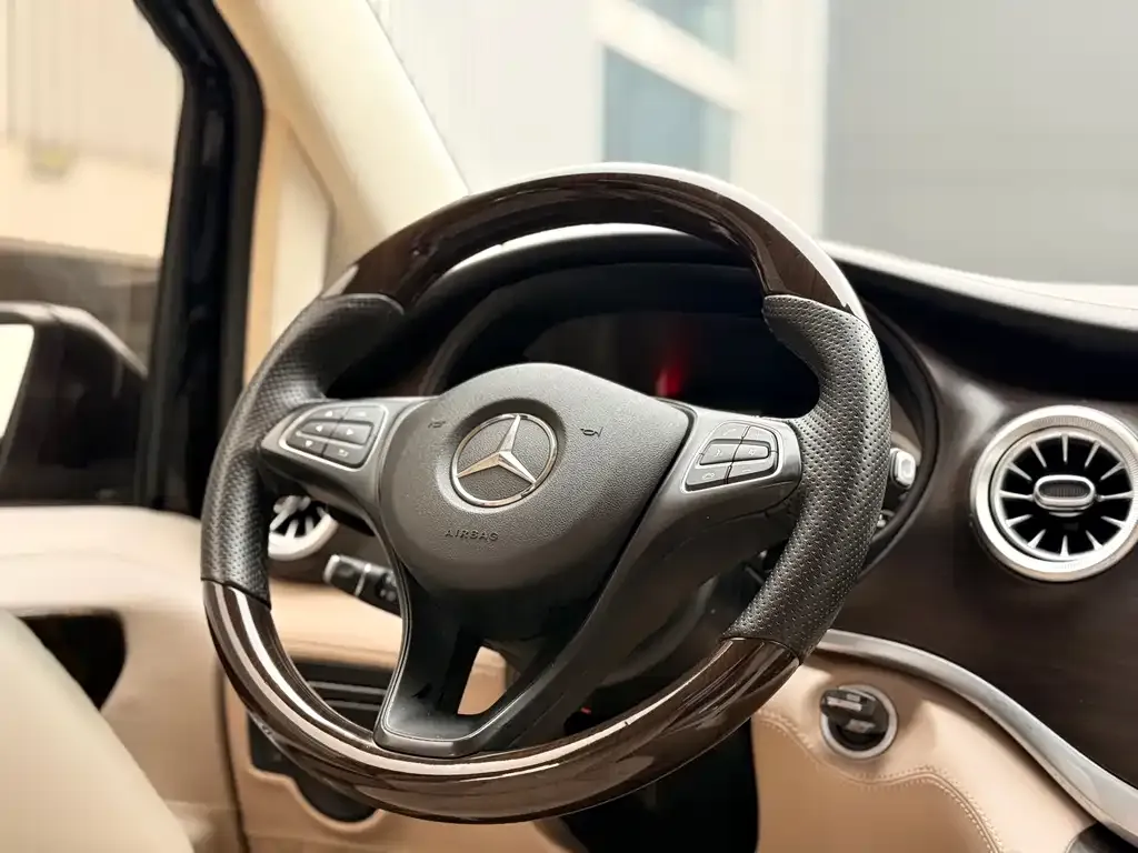 Mercedes-Benz Vito — фото 2