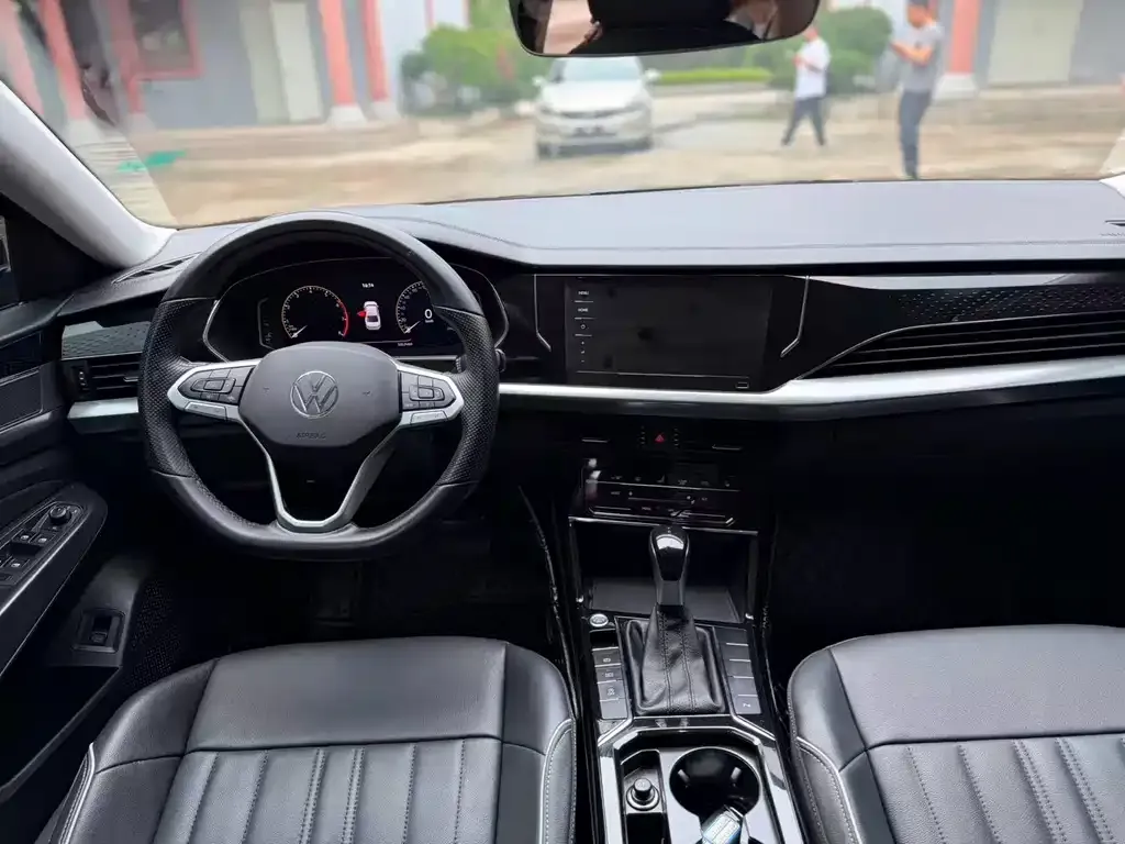 Volkswagen Passat — фото 2