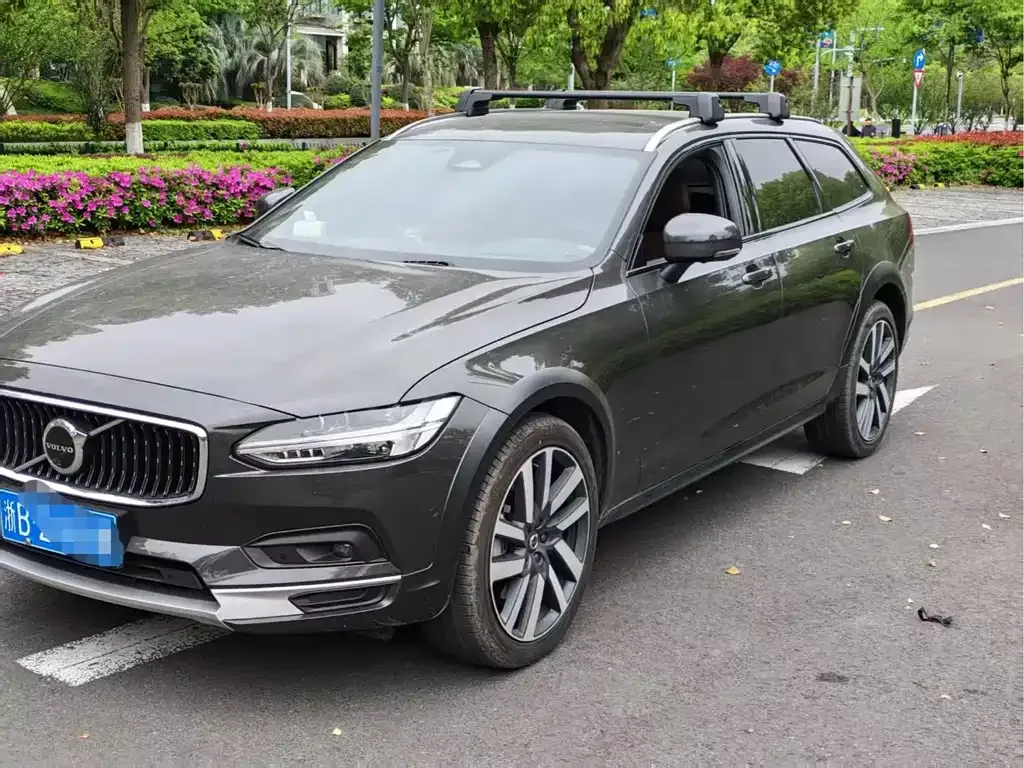 Volvo V90 — фото 7