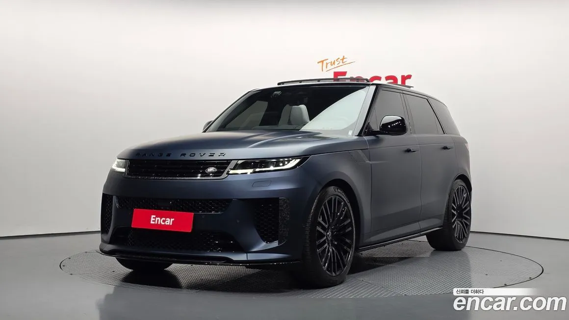 Land Rover Range Rover Sport — фото 1