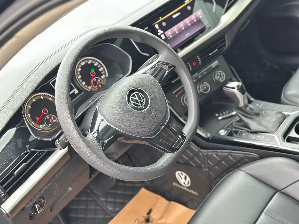 Volkswagen Passat — фото 5