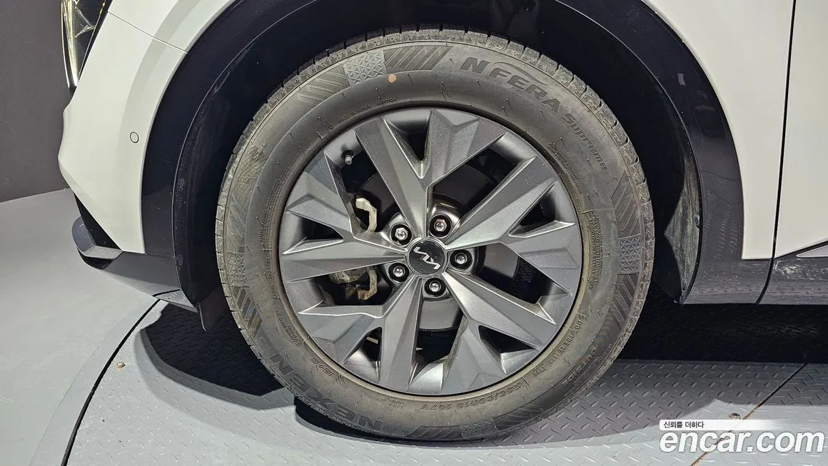 Kia Sportage — фото 9