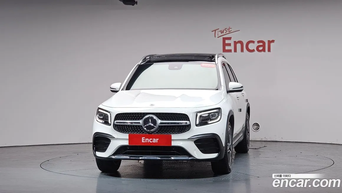 Mercedes-Benz GLB-Class — фото 5