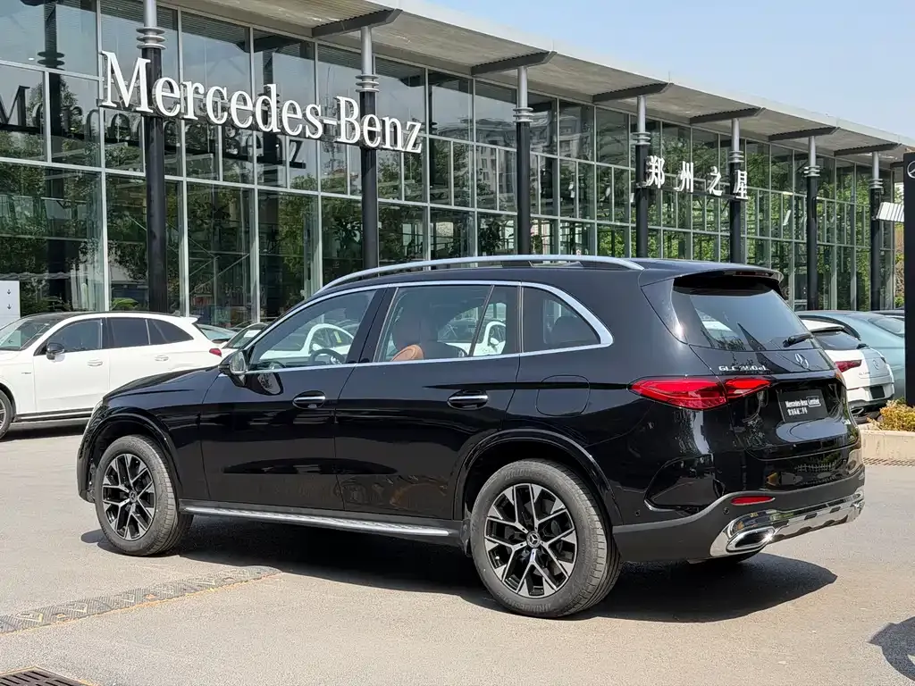 Mercedes-Benz GLC PHEV — фото 3