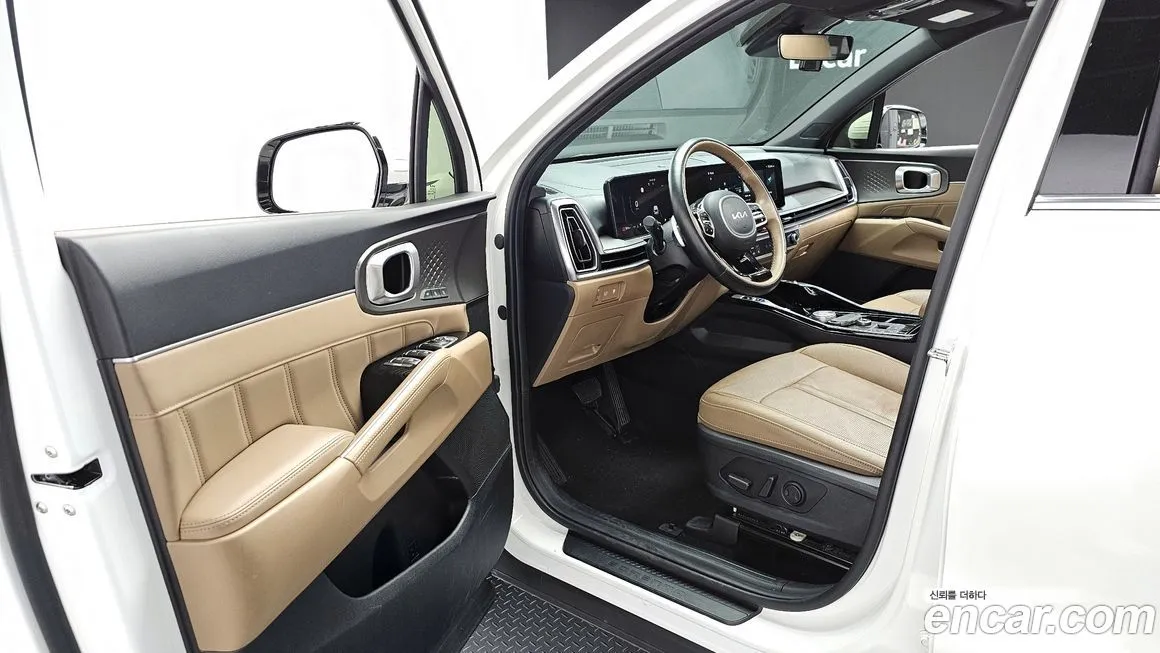 Kia Sorento — фото 7