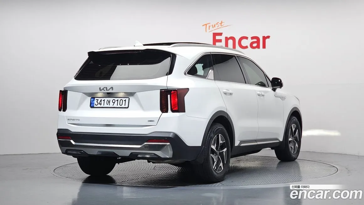 Kia Sorento — фото 4