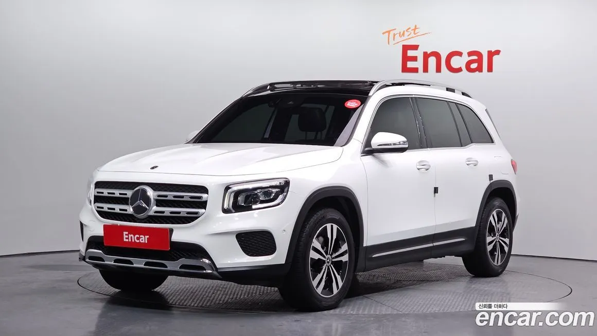 Mercedes-Benz GLB-Class — фото 1