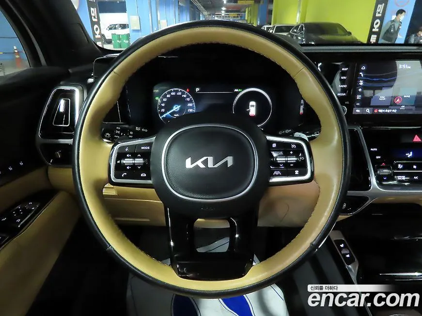 Kia Sorento — фото 9