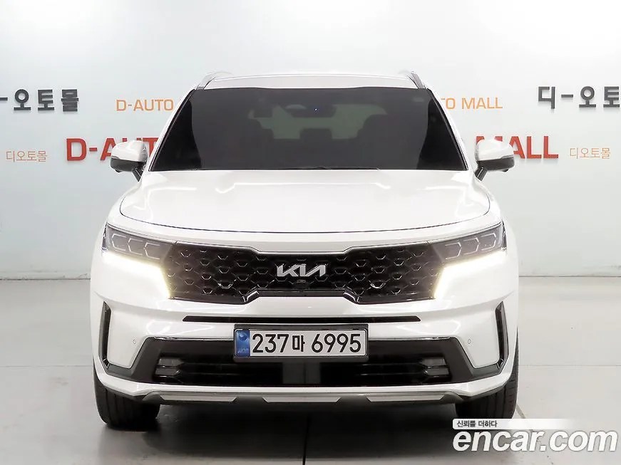 Kia Sorento — фото 6