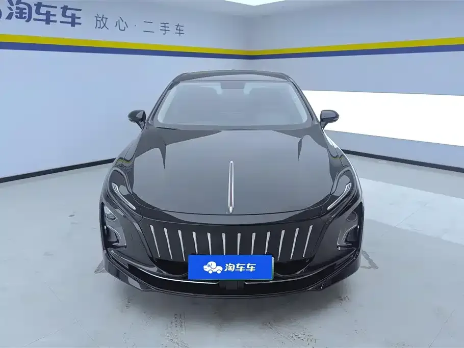 Hongqi E-QM5 — фото 4