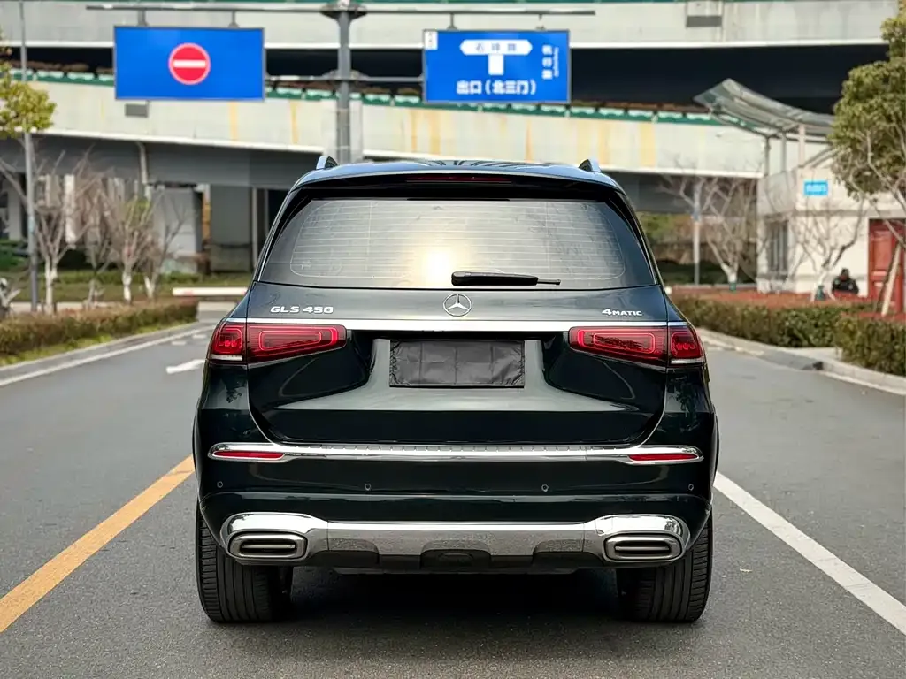 Mercedes-Benz GLS — фото 7