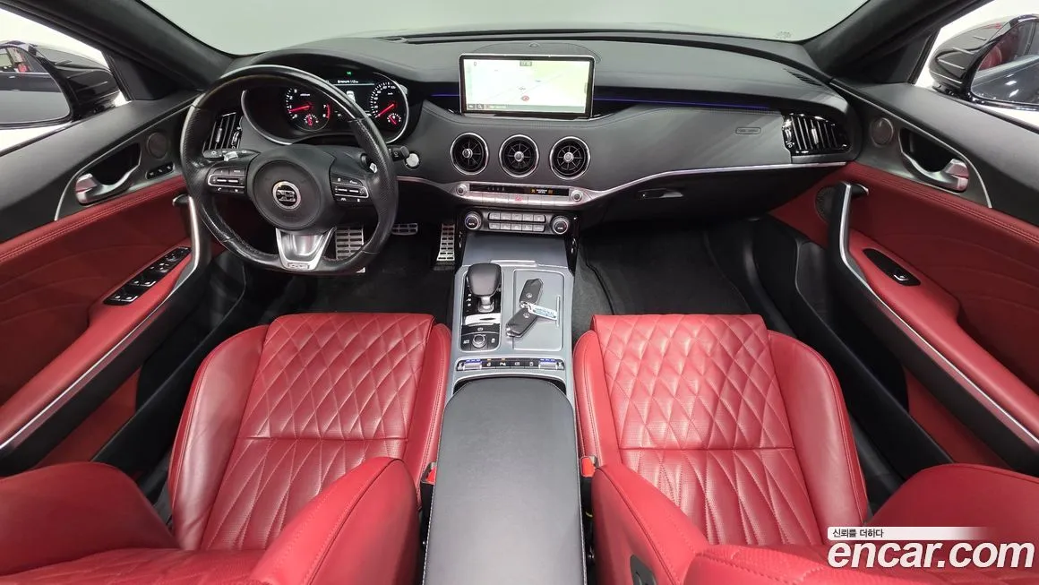 Kia Stinger — фото 10