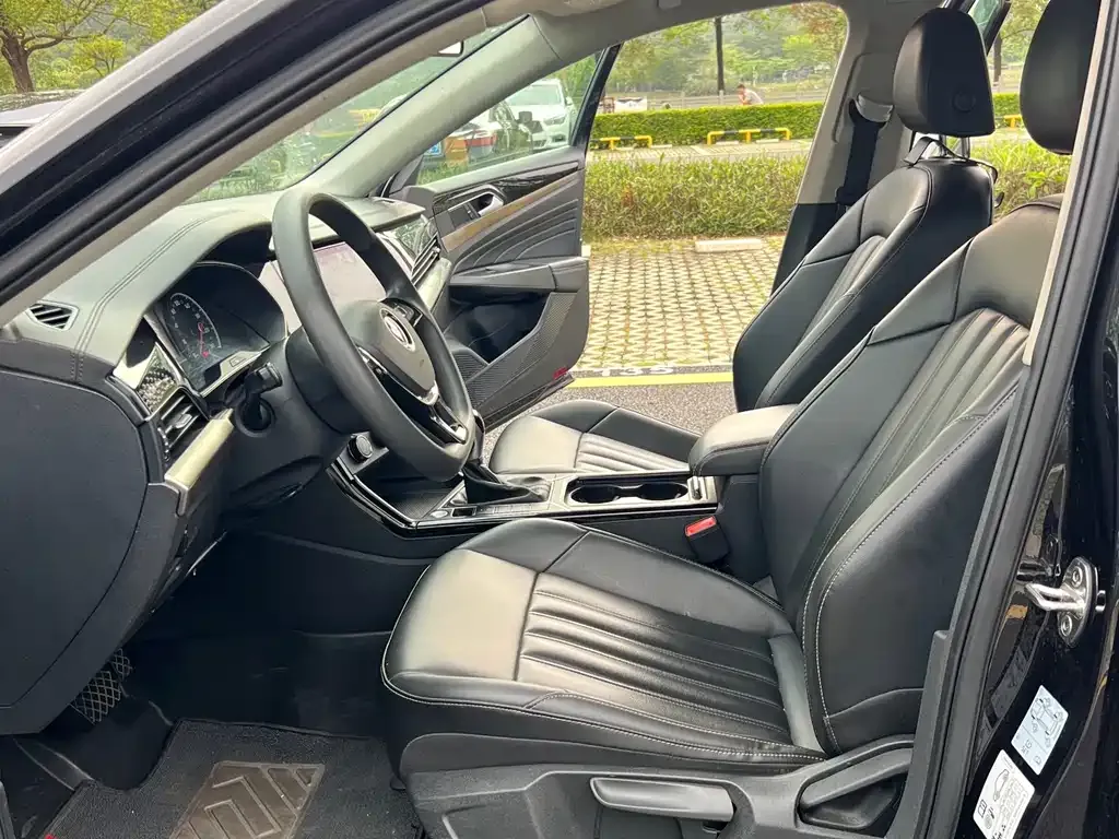 Volkswagen Passat — фото 5